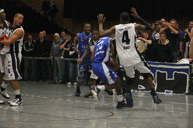 UBC Tigers131209   040.jpg